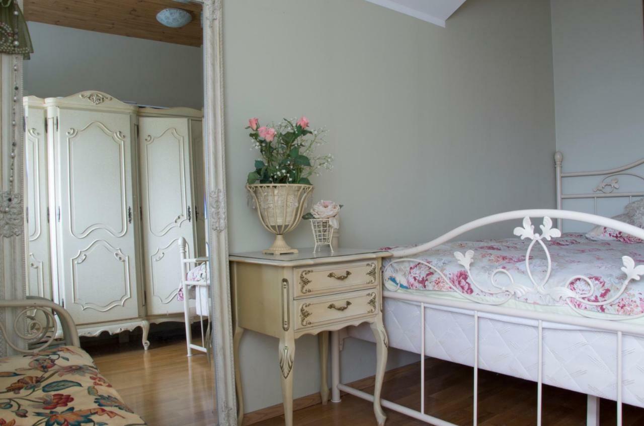 Kuressaare Romantic Apartment Экстерьер фото