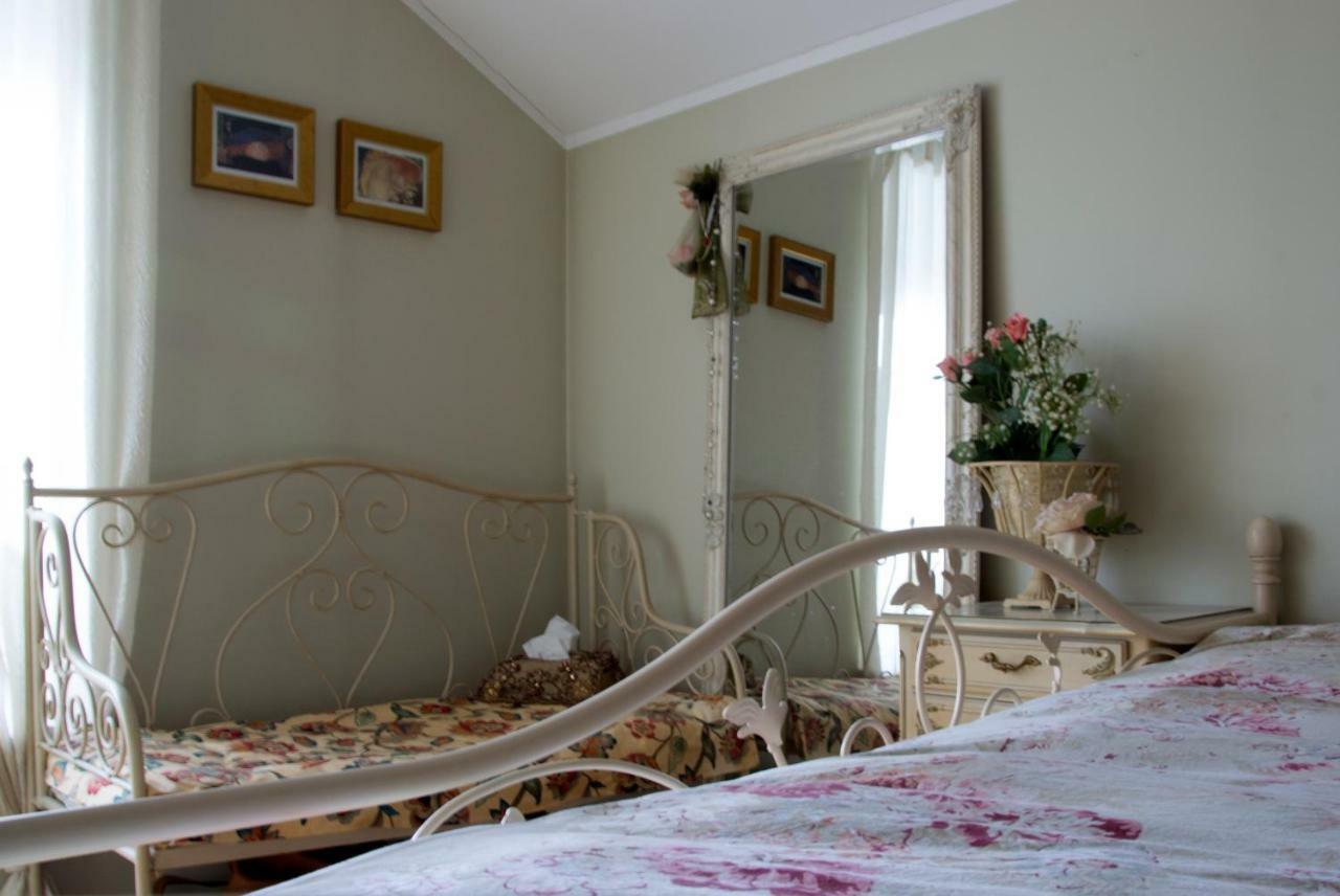 Kuressaare Romantic Apartment Экстерьер фото